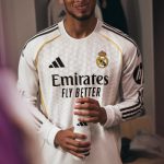 Wit, authentiek Real Madrid tenue met lange mouwen